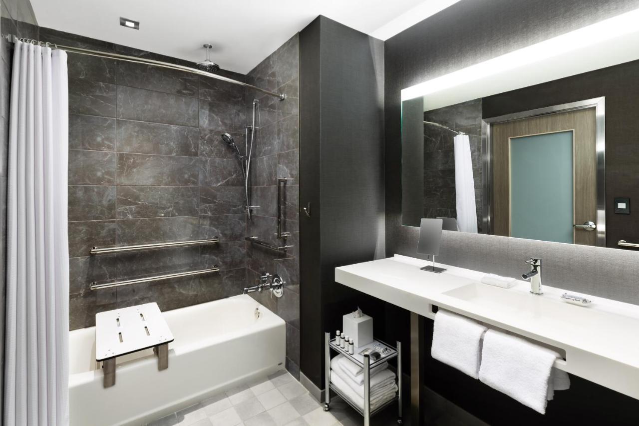 Ac Hotel By Marriott Bethesda Downtown Εξωτερικό φωτογραφία