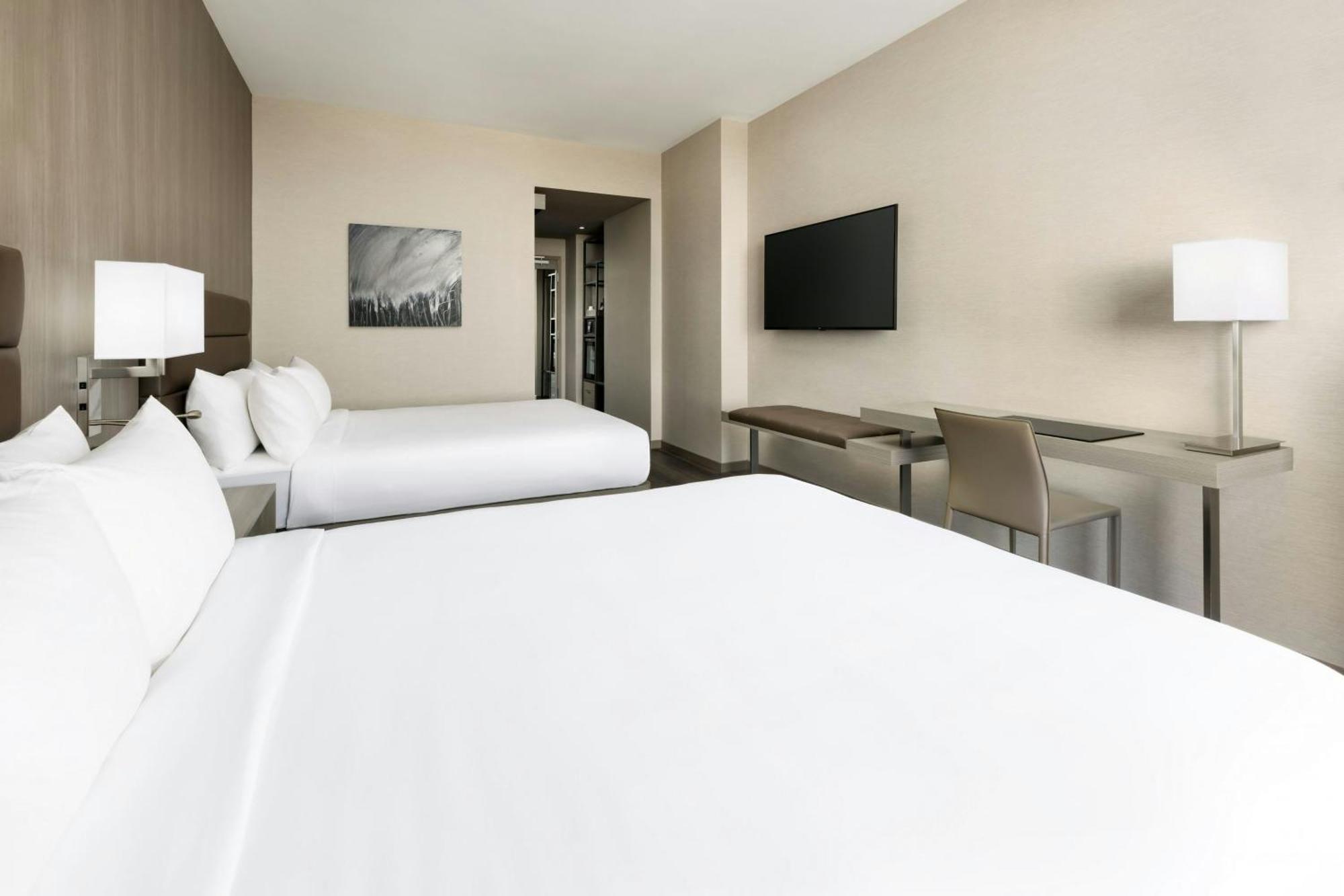 Ac Hotel By Marriott Bethesda Downtown Εξωτερικό φωτογραφία